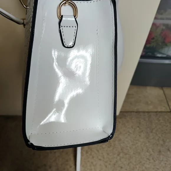 Danbooty White Croc-Embossed Women's Bag Pu Leather Shoulder Bag, White - Picture 10 of 15